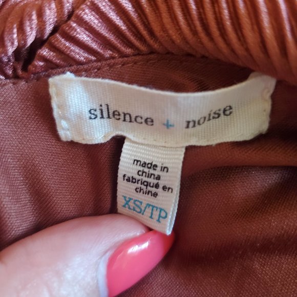 Silence & Noise Corduroy Rustic Copper Romper with Spaghetti Straps Sizes XS - Picture 15 of 16